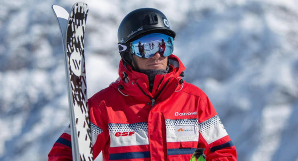 Meet The Riders - Simon Cook